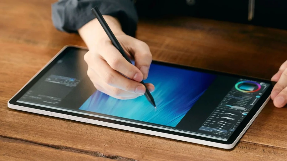 Сравнение с MacBook