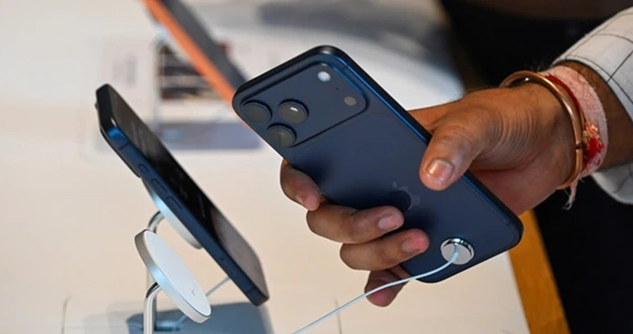 Слухи о iPhone 18 Слухи о iPhone 18