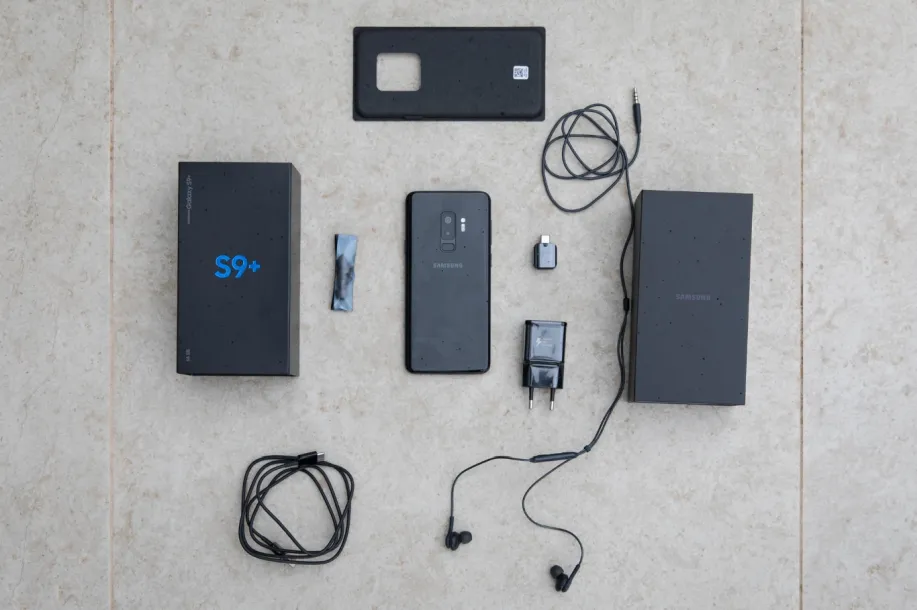 Распаковка и первый запуск устройства